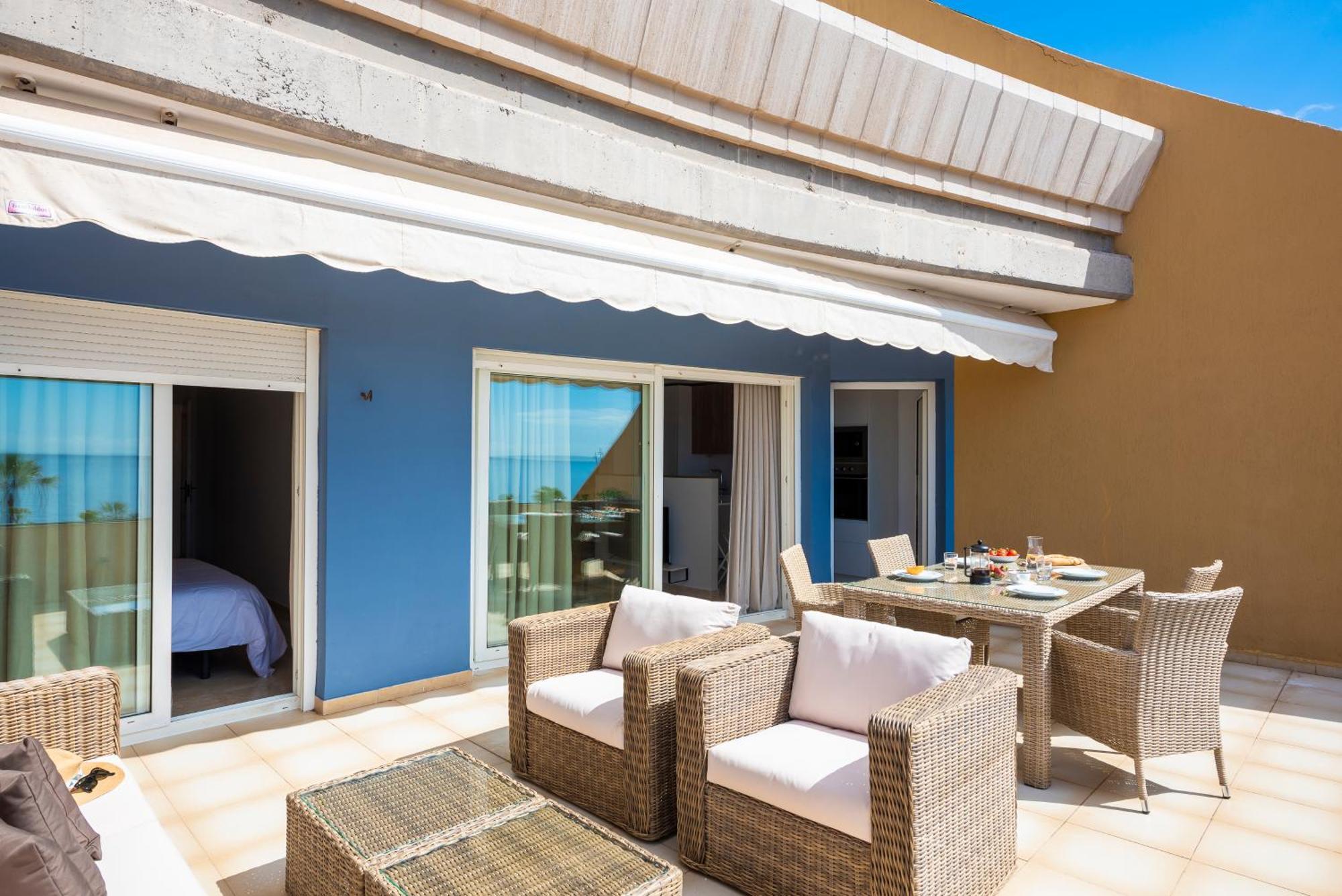 Beach Apartment With Terrace And Private Parking Радазул Экстерьер фото